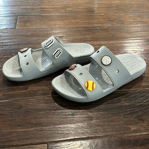NWOT Grey Croc Slides 🐊